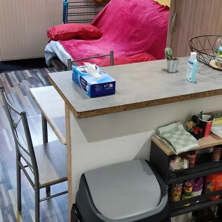 Fonctionnel Avec Espace Exterieur Partage 公寓 维勒班特